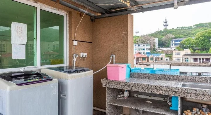 Чжоушань: Zhoushan Donghai Hostel