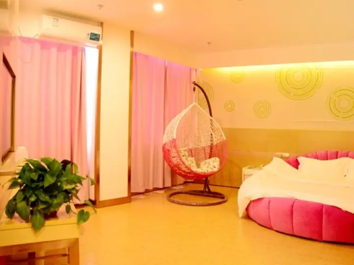 GreenTree Inn Taiyuan Wanbailin District West Bua Station Express Hotel — фото 1