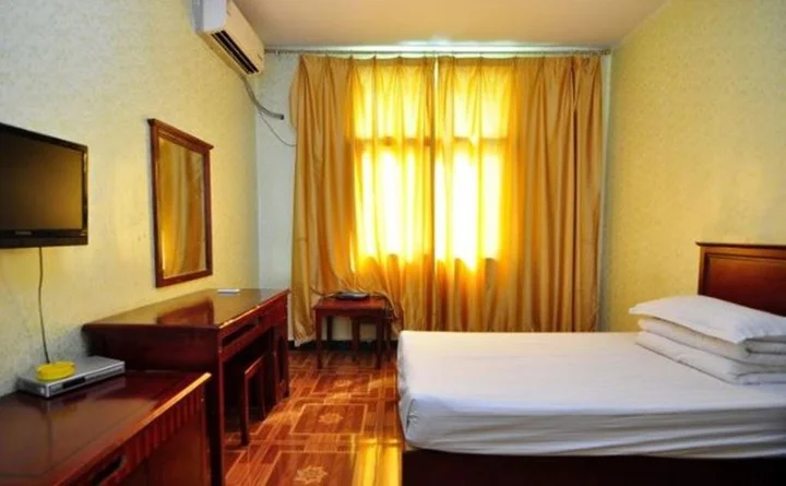 Цзинхун: Hongcheng Hotel