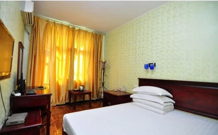Цзинхун: Hongcheng Hotel