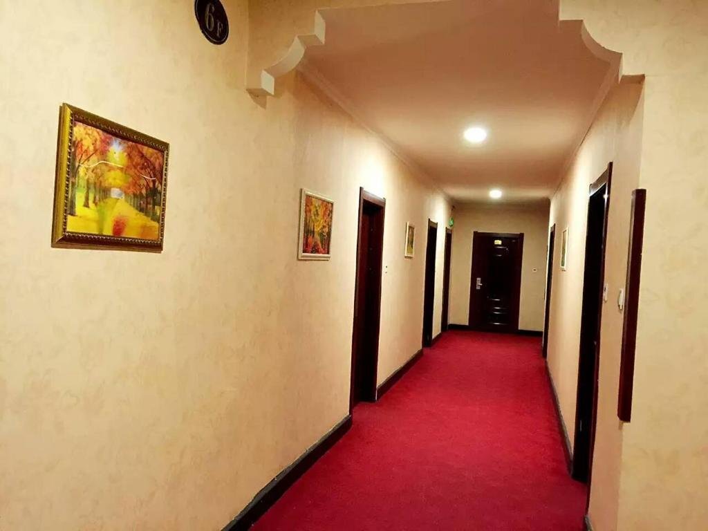 Хулун-Буир: Manzhouli Crown Inn