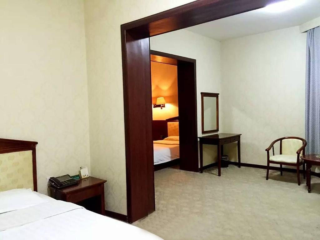 Хулун-Буир: Manzhouli Crown Inn