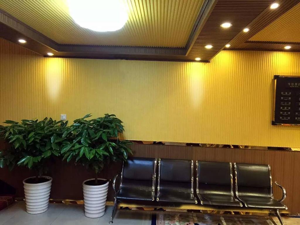 Хулун-Буир: Manzhouli Crown Inn