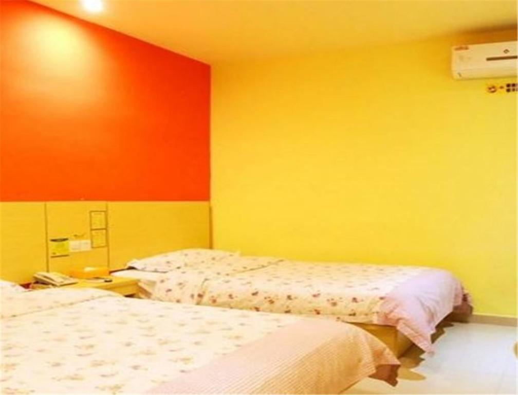 Дунгуань: 8 Inns Dongguan Liaobu Haipai Branch