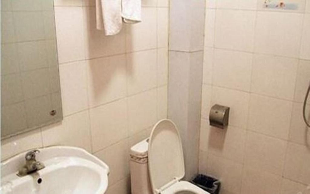 Урумчи: Aimeijia Express Inn