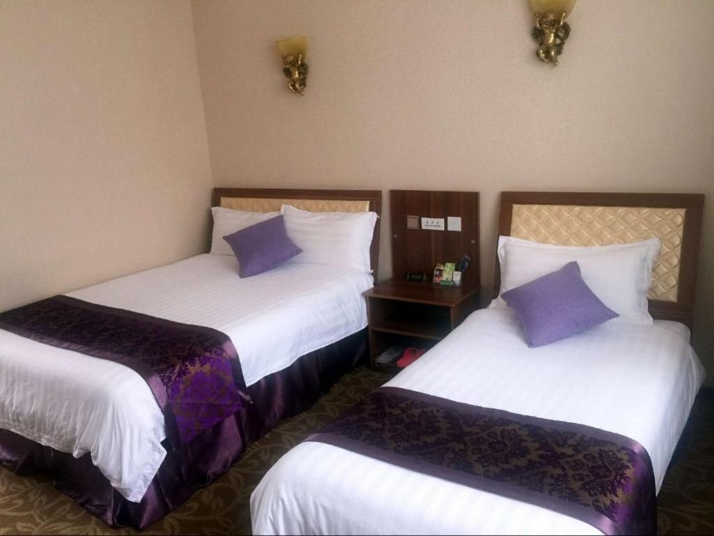 Хулун-Буир: Shijia Inn