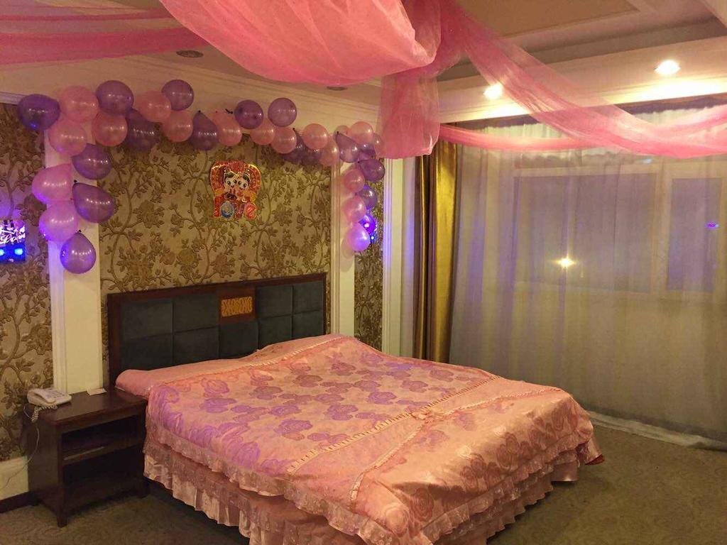 Фушунь: Shengshilong Xingji Inn