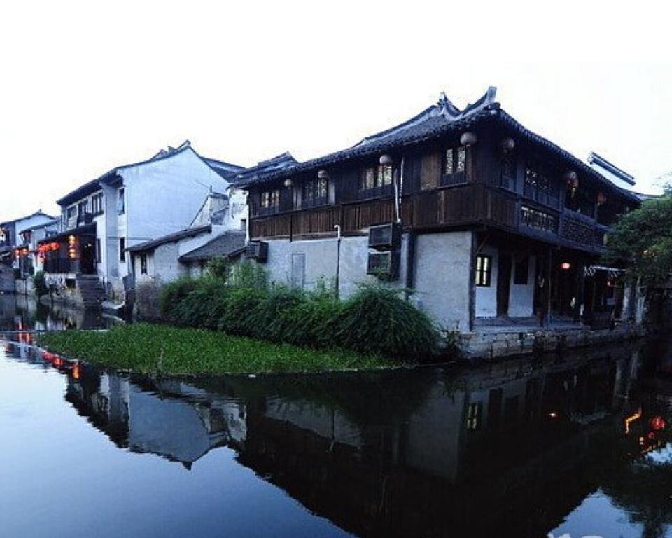 Цзясинь: Xitang Yinshuijing Inn