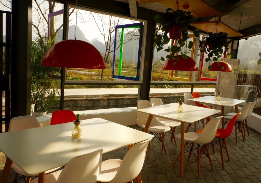 Яншо: Yangshuo Wada Hostel by Yulong River