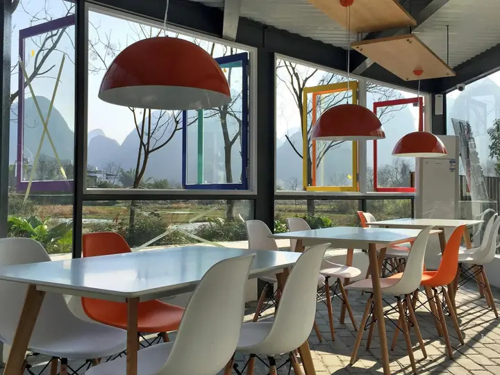 Яншо: Yangshuo Wada Hostel by Yulong River