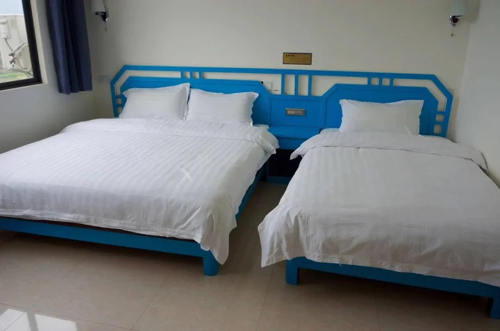 Яншо: Yangshuo Wada Hostel by Yulong River