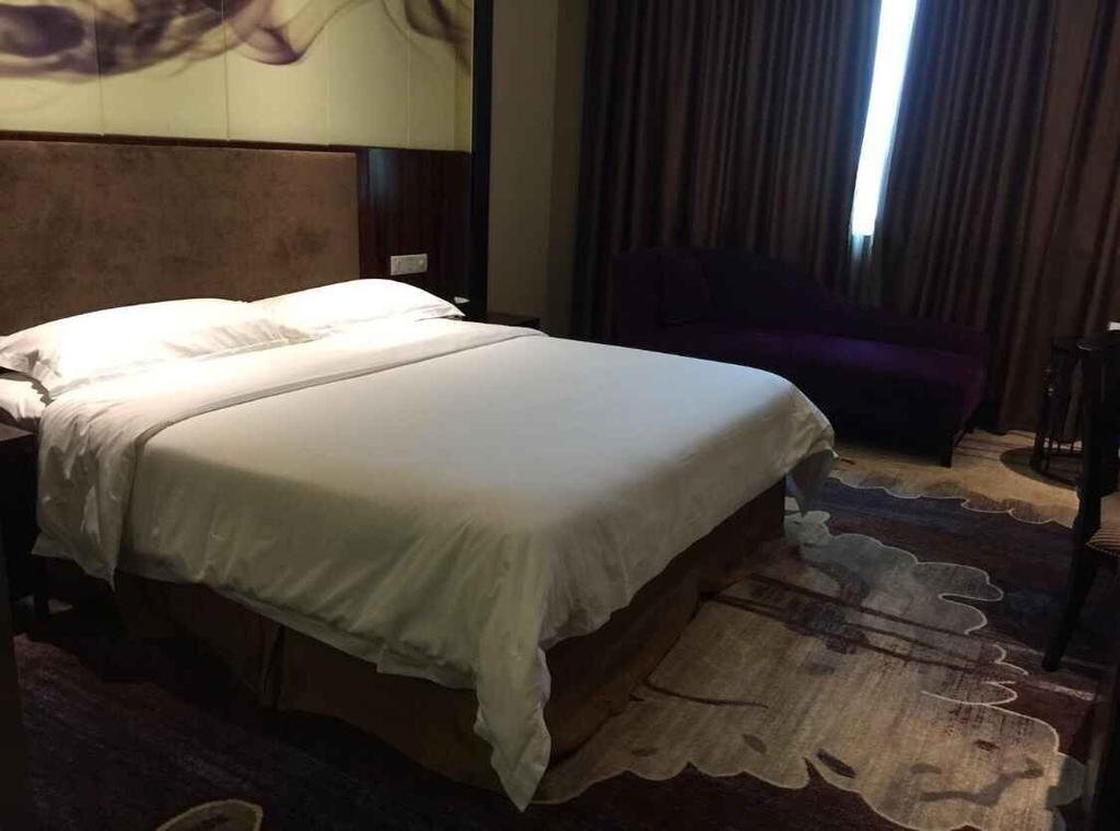 Фошань: Vienna 3 Best Hotel Foshan Zhangcha
