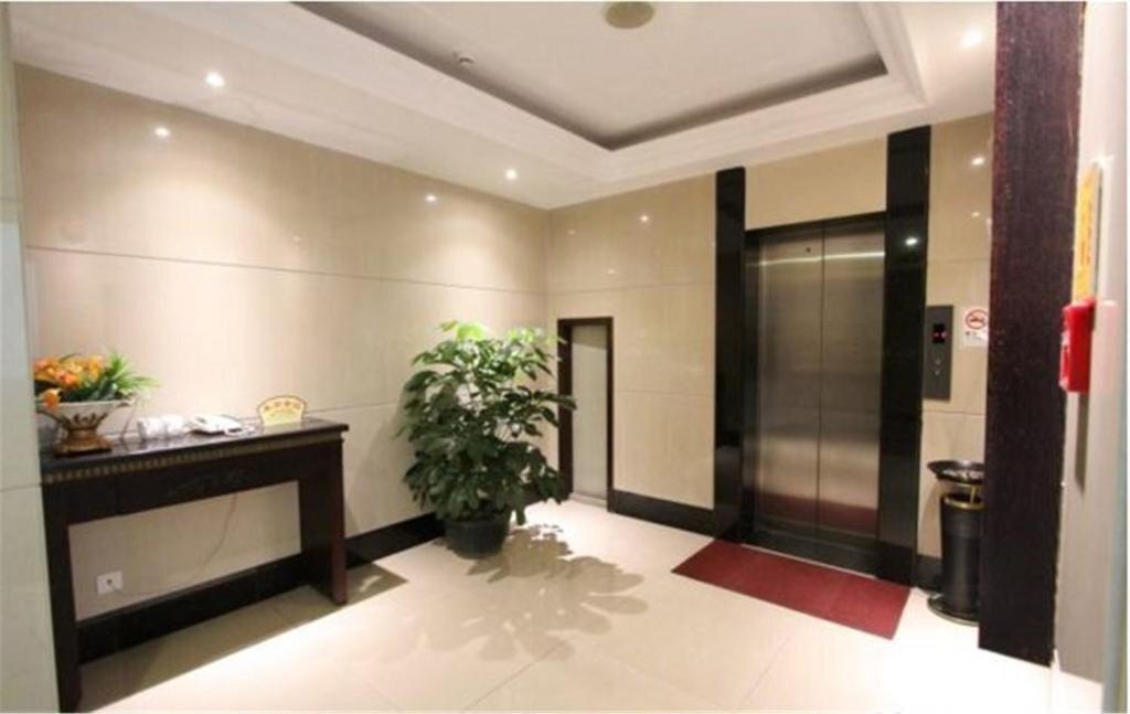 Фошань: Vienna 3 Best Hotel Foshan Zhangcha