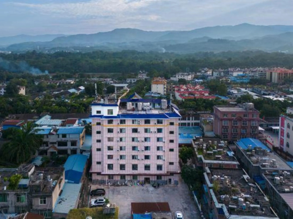 Jinjiangyuan Hoilday Hotel — фото 6