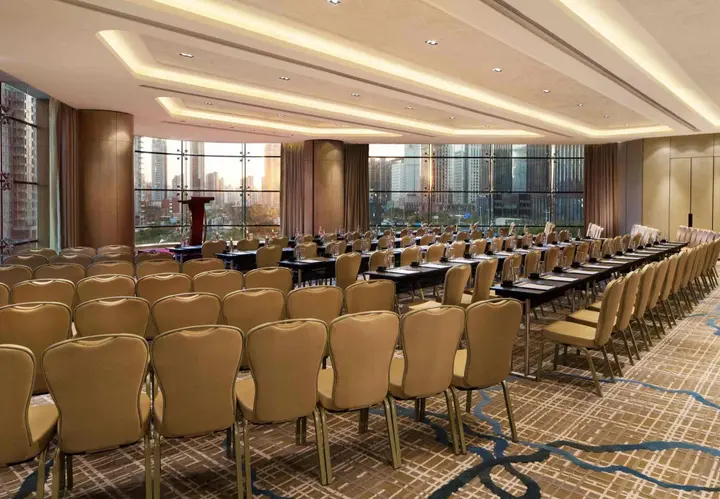 Чжэнчжоу: Courtyard by Marriott Zhengzhou East