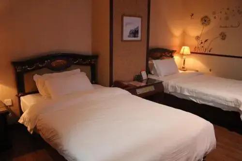 Дунгуань: Guangyuan Hotel (Yellow River Fashion City Shop, Humen Pedestrian Street, Dongguan)