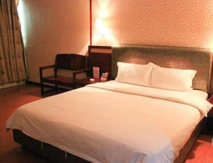Дунгуань: Guangyuan Hotel (Yellow River Fashion City Shop, Humen Pedestrian Street, Dongguan)