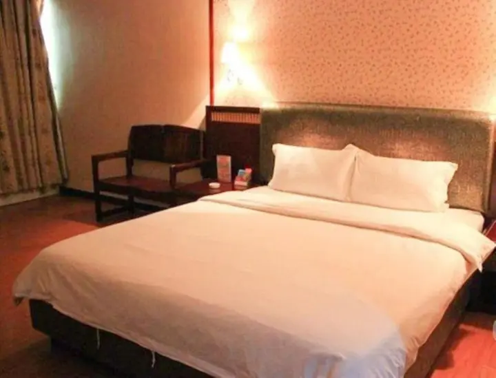 Дунгуань: Guangyuan Hotel (Yellow River Fashion City Shop, Humen Pedestrian Street, Dongguan)