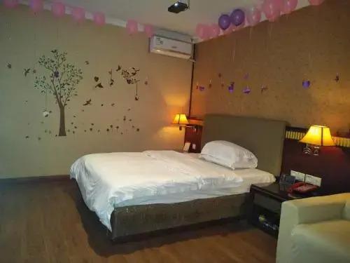 Дунгуань: Guangyuan Hotel (Yellow River Fashion City Shop, Humen Pedestrian Street, Dongguan)