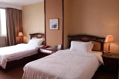 Дунгуань: Guangyuan Hotel (Yellow River Fashion City Shop, Humen Pedestrian Street, Dongguan)