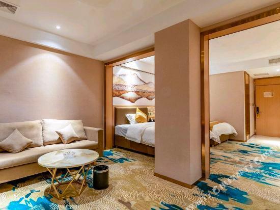 Дунгуань: Guangyuan Hotel (Yellow River Fashion City Shop, Humen Pedestrian Street, Dongguan)