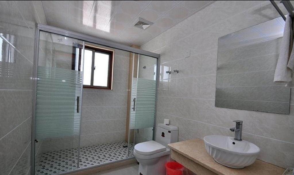 Чжоушань: Zhoushan Zhujiajian Jinshayangguang Hotel
