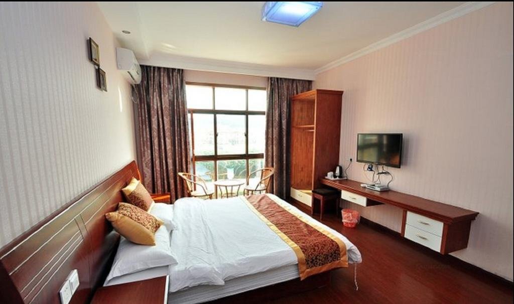Чжоушань: Zhoushan Zhujiajian Jinshayangguang Hotel