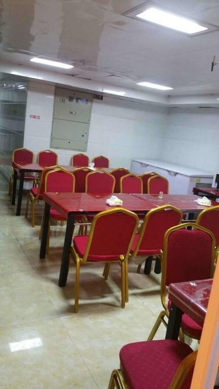 Хулун-Буир: Guohua Hotel