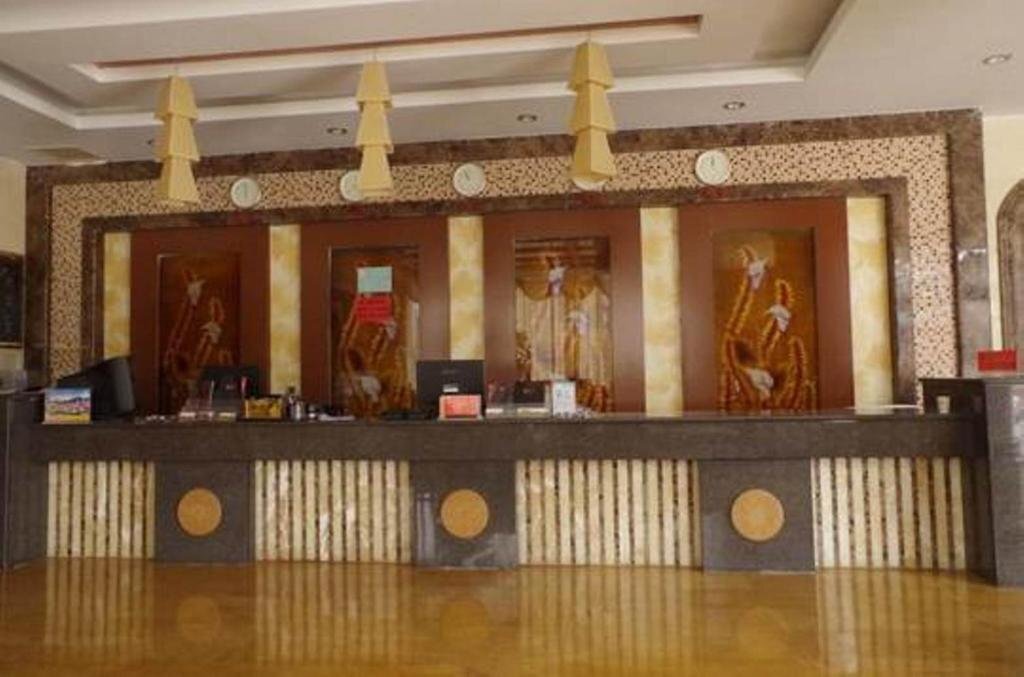 Шангри-Ла: Shangri-La Jilaideng Hotel RenAn Road