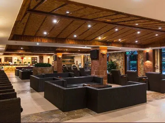 Цзиньюань: Shampoola Hotspring Hotel