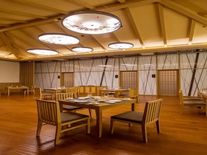 Лянфан: Jianguo Hot Spring Hotel