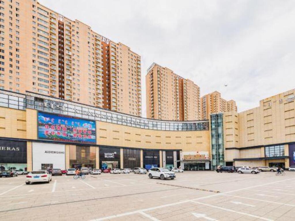 Хух-Хото: Jinyi Hotel (Hohhot General Office Art Academy)