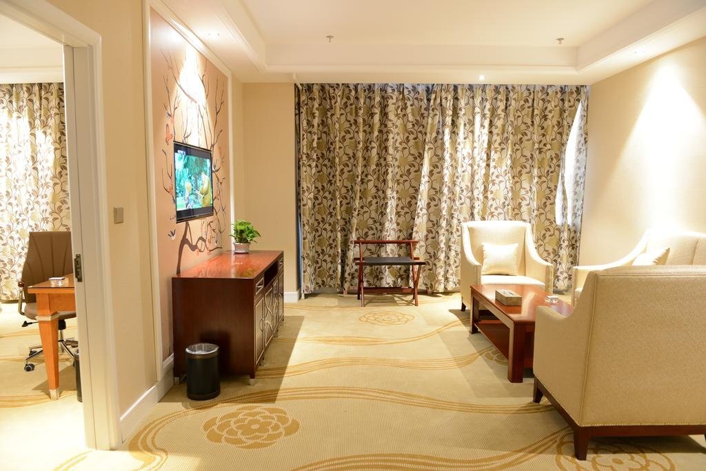 Хулун-Буир: Hulunber Zhongcheng Holiday Hotel
