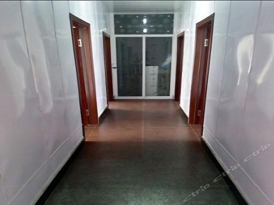 Хулудао: Zhangke Family Hotel