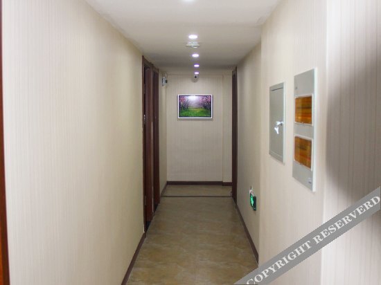 Даньдун: Xifuhui Business Hotel