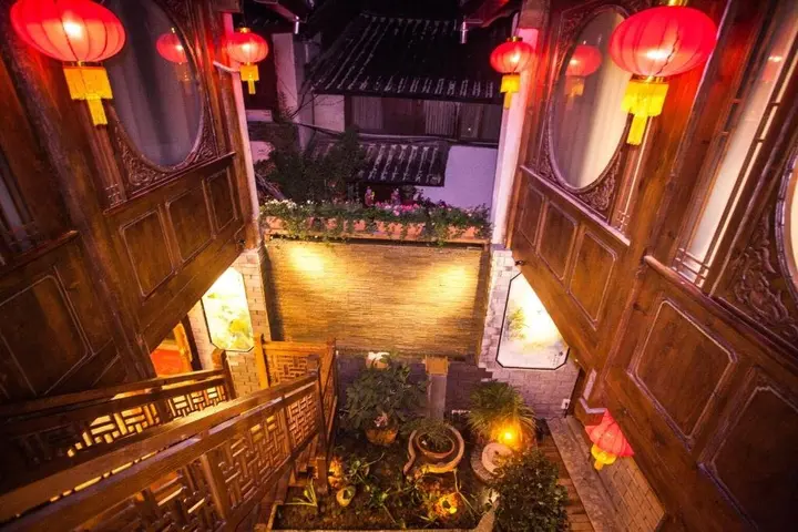 Лицзян: Lijiang Bird&Fish Inn