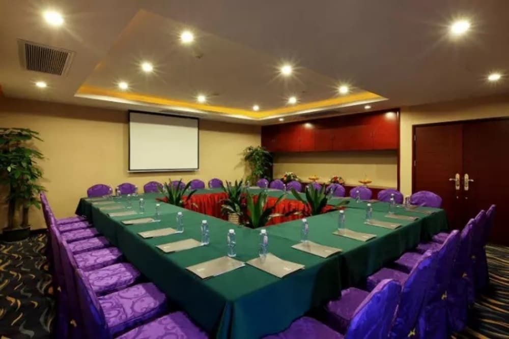 Шэньчжэнь: Shenzhen Donghua Jiayue Hotel