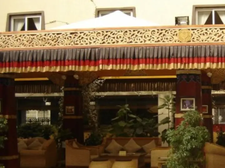 Шангри-Ла: Paradise Hotel