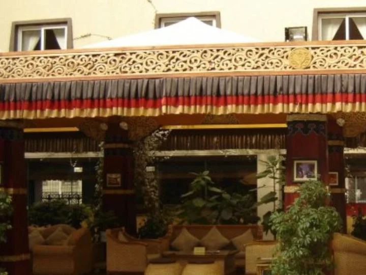 Шангри-Ла: Paradise Hotel