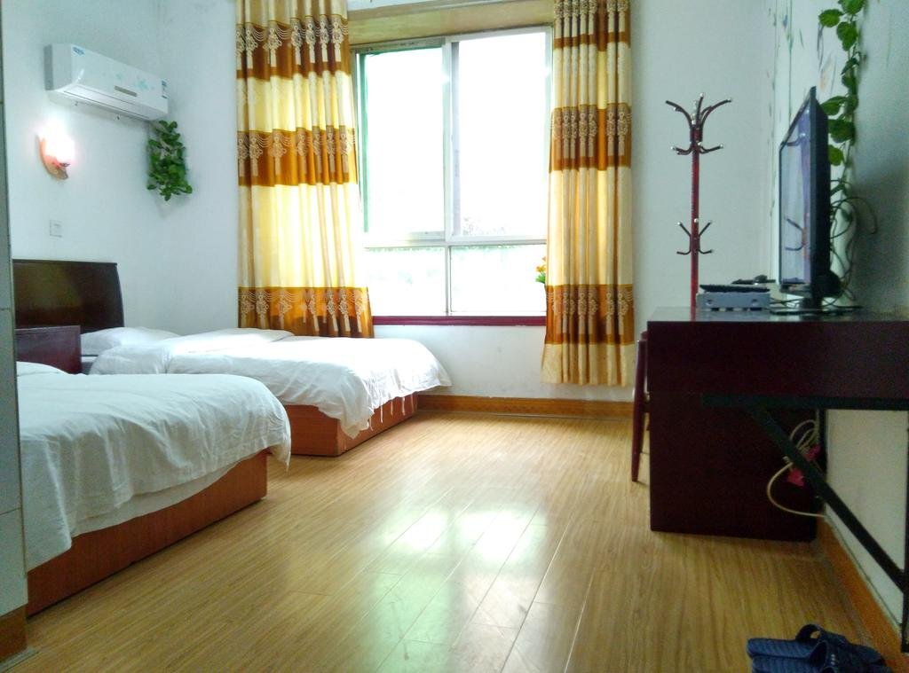 Jiujiang Hongfeng Hotel — фото 1