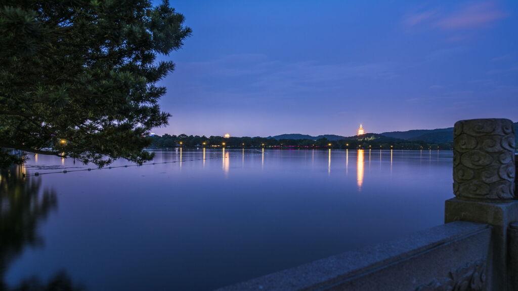 Ханчжоу: West Lake State Guest House