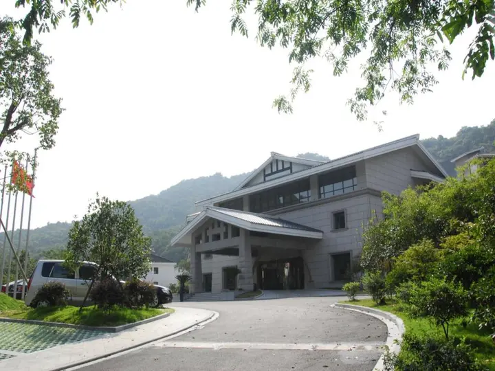 Ханчжоу: West Lake Hillview International