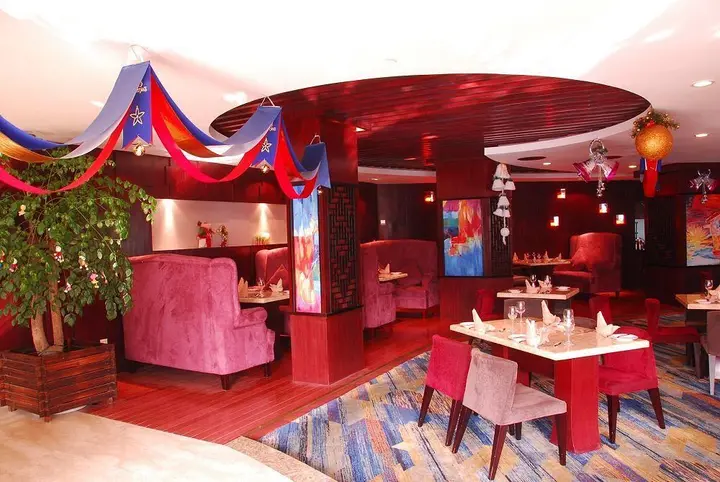 Ханчжоу: West Lake Hillview International