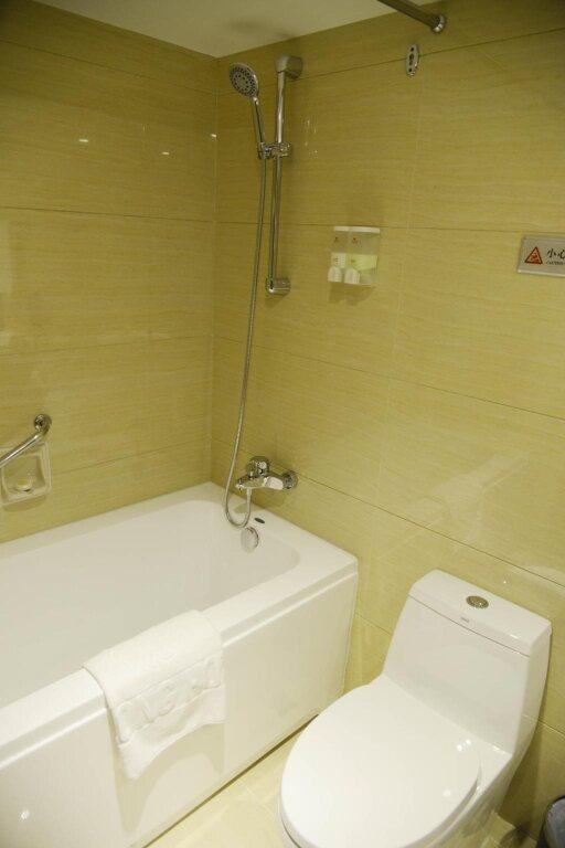 Куньмин: Kunming Wei Long Hotel