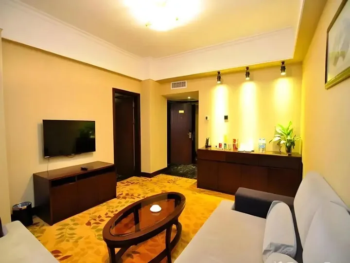 Куньмин: Kunming Wei Long Hotel