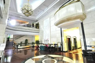 Куньмин: Kunming Wei Long Hotel