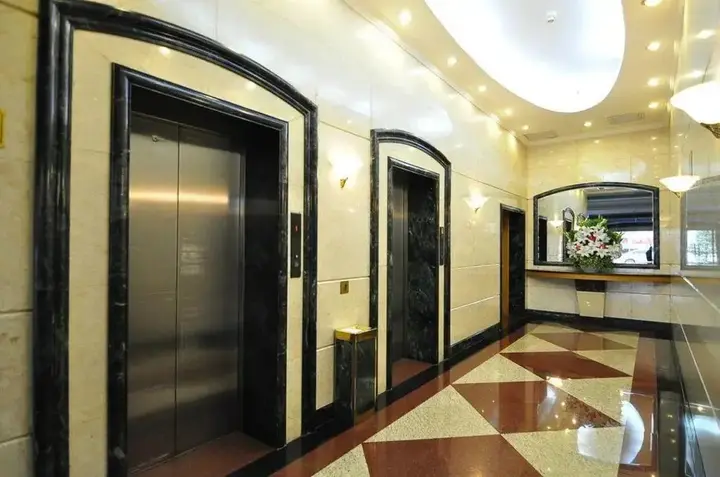 Куньмин: Kunming Wei Long Hotel