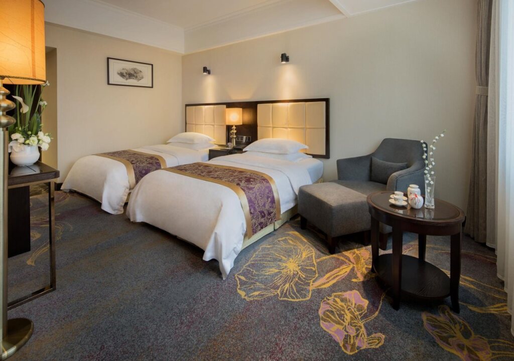 Куньмин: Kunming Wei Long Hotel