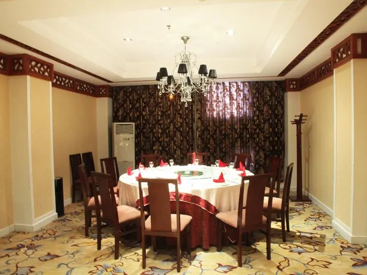 Хуаншань: Huangshan Zhongrui Huayi Hotel