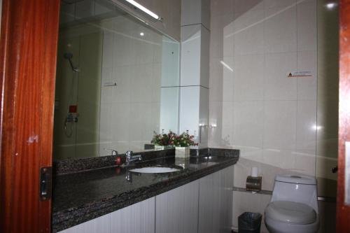 Циндао: Hongyun Jiahe Business Hotel